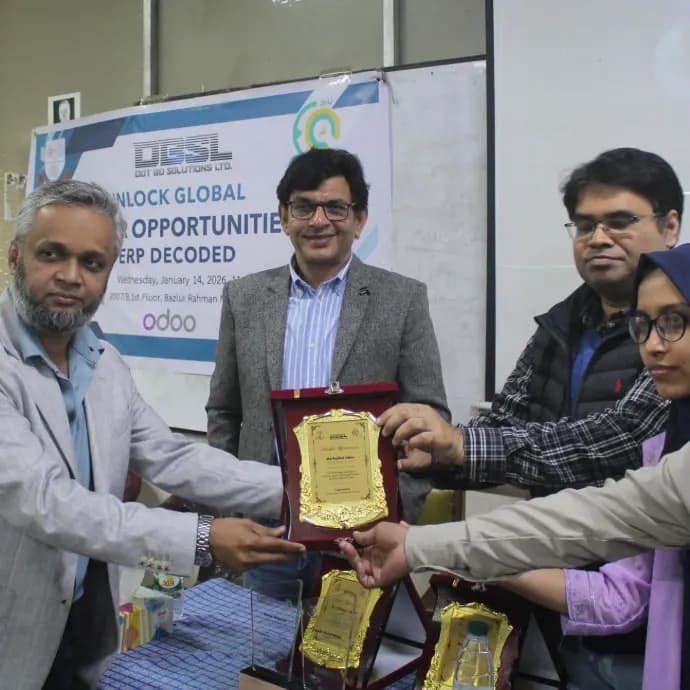 Global career opportunities session at Jagannath University — photo 4